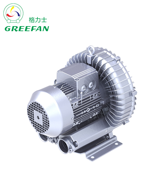 Vacuum feeding high pressure fan